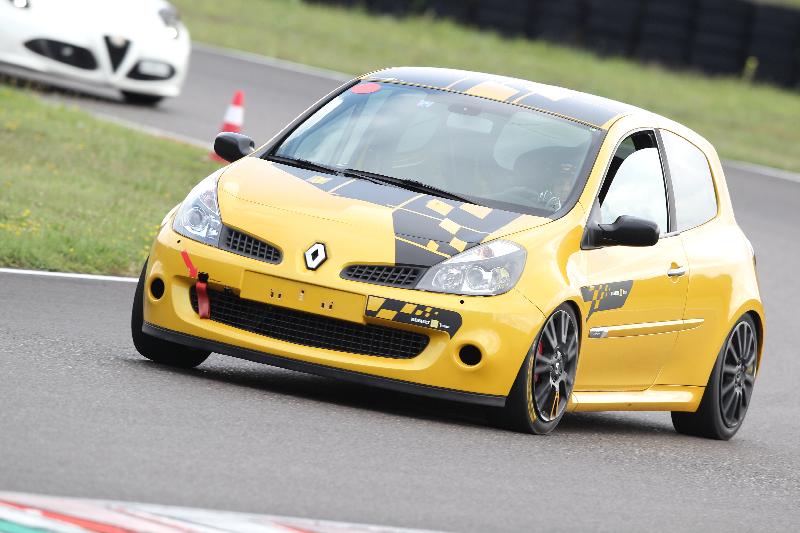 /Archiv-2020/37 31.08.2020 Caremotion Auto Track Day ADR/Gruppe rot/Renault Sport gelb